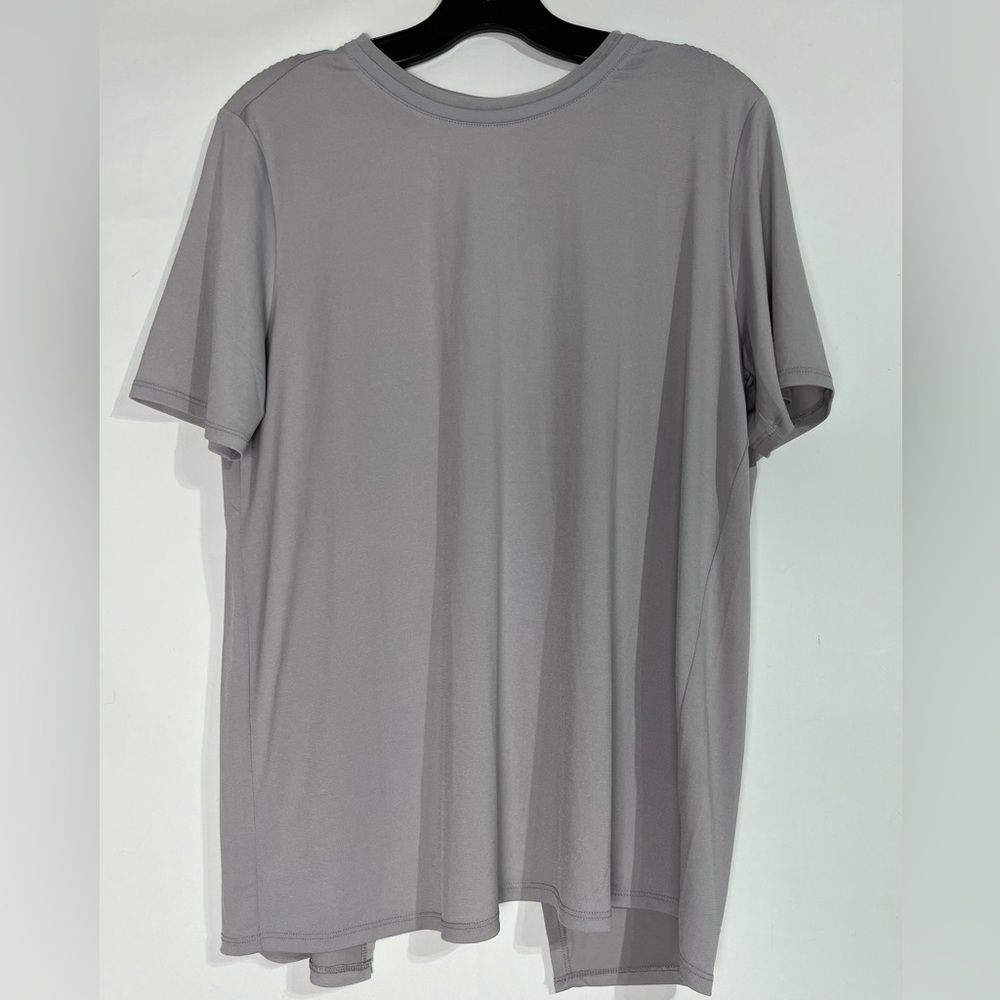 Fabletics Vivienne Cross Back Tee NWT